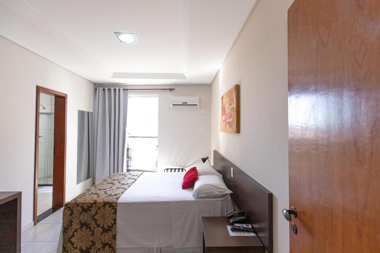 Deluxe Room,1074027049:JPEG